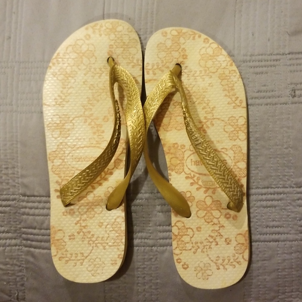 Flip flops